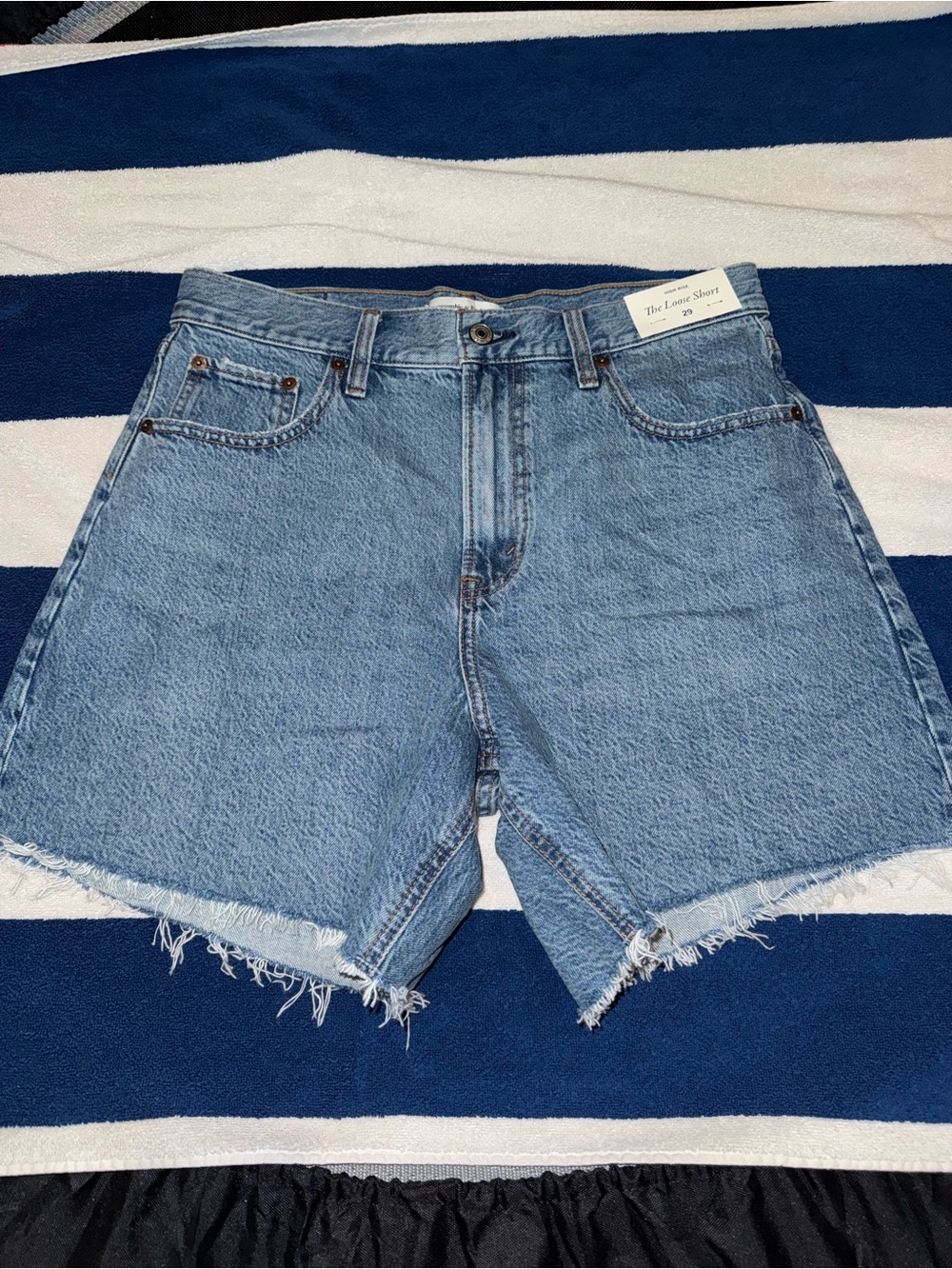 Abercrombie Curve Love Loose Short